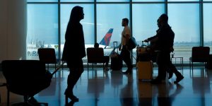 Read more about the article Government shutdown or not, Thanksgiving air travel could be a nightmare. 4 tips to make it through. – Business Insider