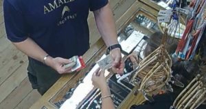 Read more about the article Ex-Navy SEAL planned to fire explosives at police at San Diego ‘No Kings’ rally – Los Angeles Times