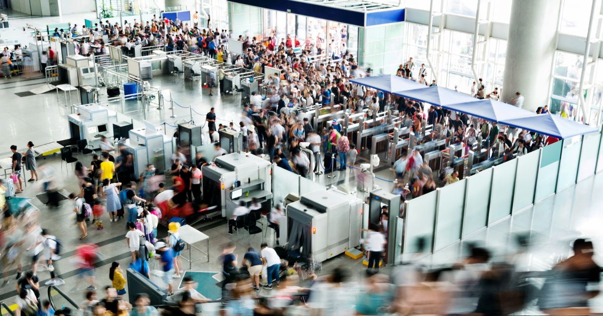 You are currently viewing People could save £100s on next holiday by following 'Tuesday' rule' – The Mirror