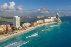 Read more about the article Cancun and Cozumel Sargassum Threatens Mexico Tourism in 2026, Royal Caribbean Ports at Risk: What You Need to Know – Travel And Tour World