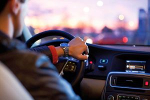 Read more about the article Price dynamics in the car rental market: Germany and the USA defy the global downward trend for the Easter travel season 2026 – Aviation.Direct