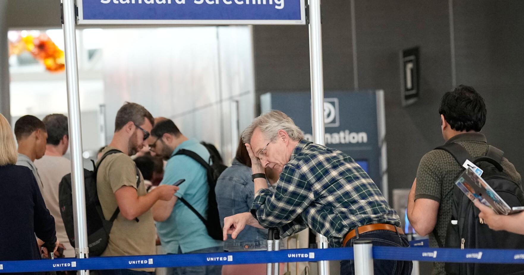 You are currently viewing TSA pay may be coming, but airport delays could persist and ICE agents may not leave soon – The Killeen Daily Herald