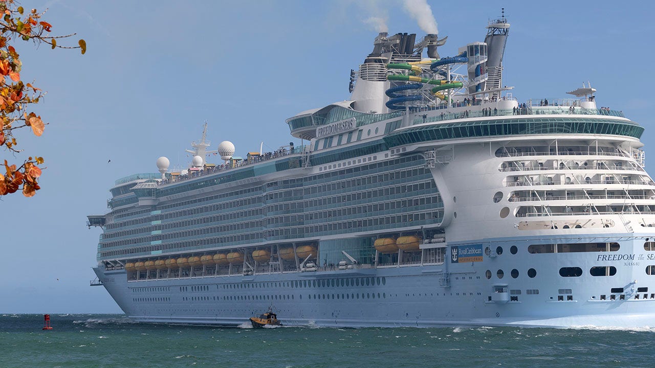 You are currently viewing Thousands of cruise travelers hit with abrupt vacation plan changes: 'Apologize for the inconvenience' – Fox News