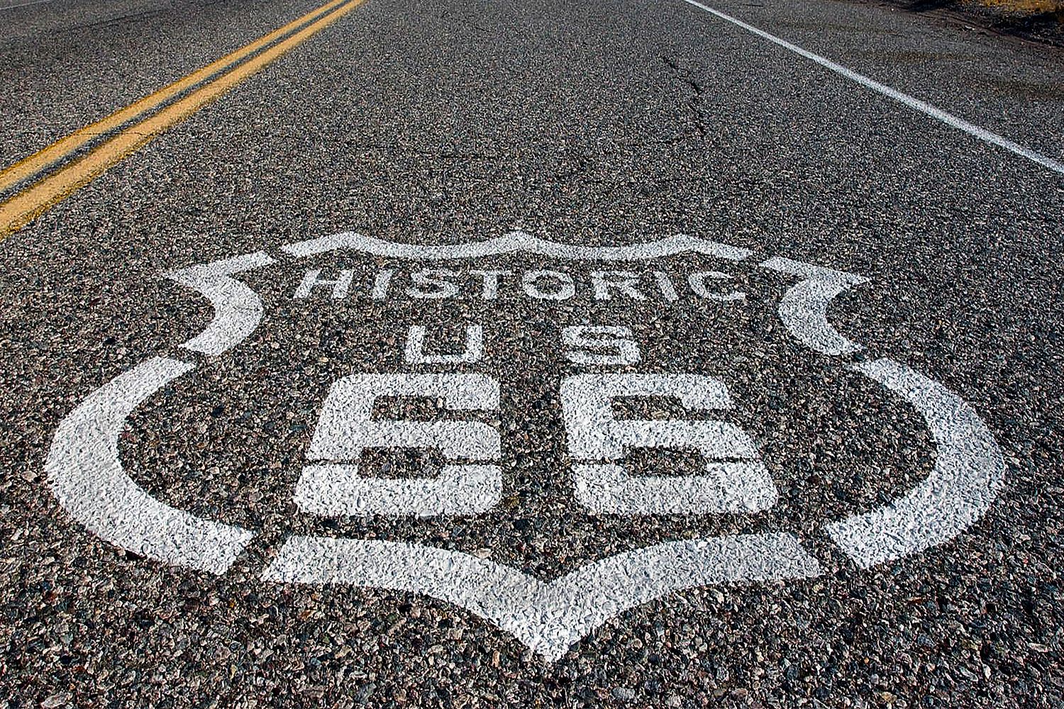 You are currently viewing When America Found Itself Ready to Roll, Route 66, Stretching From Chicago to Los Angeles, Was the Road of Endless Possibilities – Smithsonian Magazine