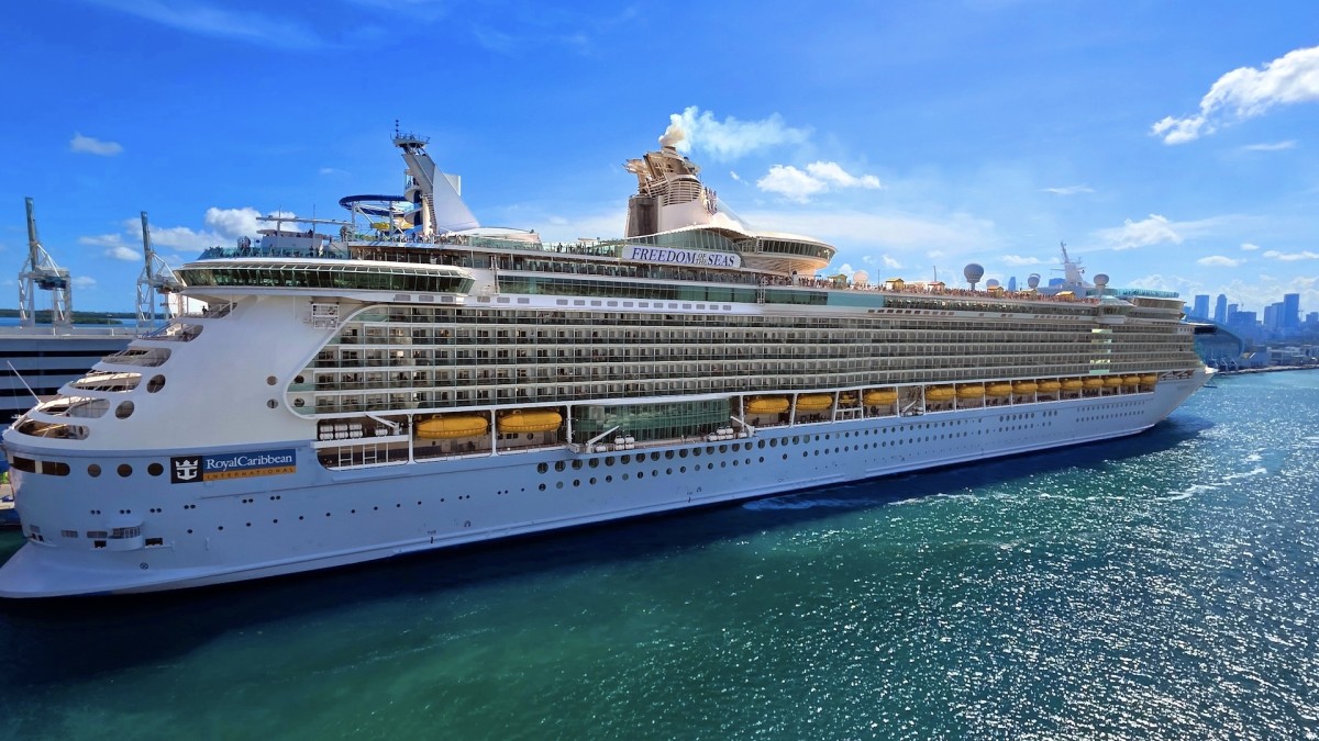 Read more about the article Royal Caribbean cruise ship makes emergency stop in Miami – aol.com