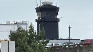 Read more about the article Weather temporarily halts, delays flights at DCA, BWI, IAD until 6 pm – WJLA