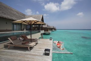 Read more about the article Where To Go for the Winter Holidays – Wendy Perrin