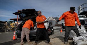 Read more about the article Holiday storm: SoCal evacuations, road closures and safety tips – Los Angeles Times