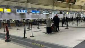 Read more about the article Canada updates travel rules for people coming from countries impacted by deadly Ebola outbreak – 610 CKTB