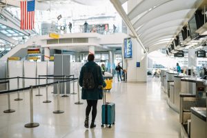 Read more about the article Visitors to US dropped by millions last year in biggest decline since Covid-19 pandemic – The Independent