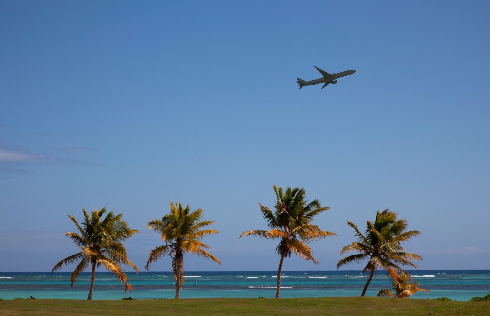 You are currently viewing What To Know About Caribbean Travel, Refunds, And Rebooking As Air Antilles Is Forced To Liquidate – Travel Noire
