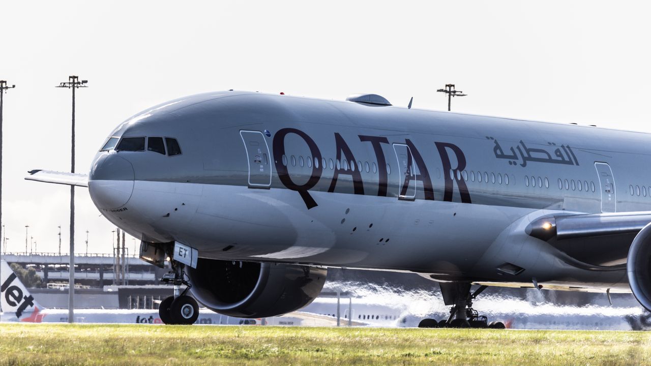 Read more about the article Qatar Airways issues new update on Middle East flights – what passengers need to know – Condé Nast Traveller Middle East