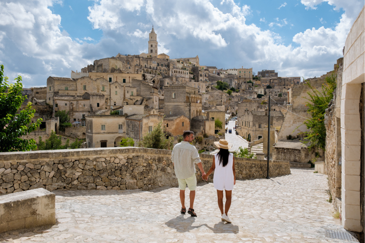 Read more about the article Best post-Black Friday and Cyber Monday travel deals deals on flights, cruises and more – The Independent