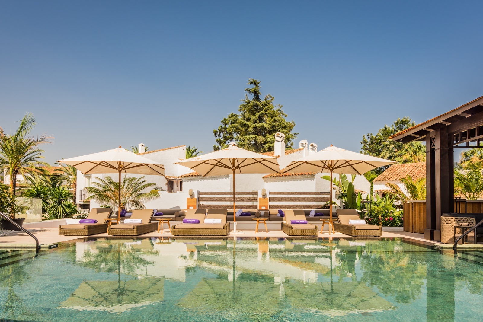 Read more about the article Best ways to redeem Chase Ultimate Rewards points for hotel stays – The Points Guy