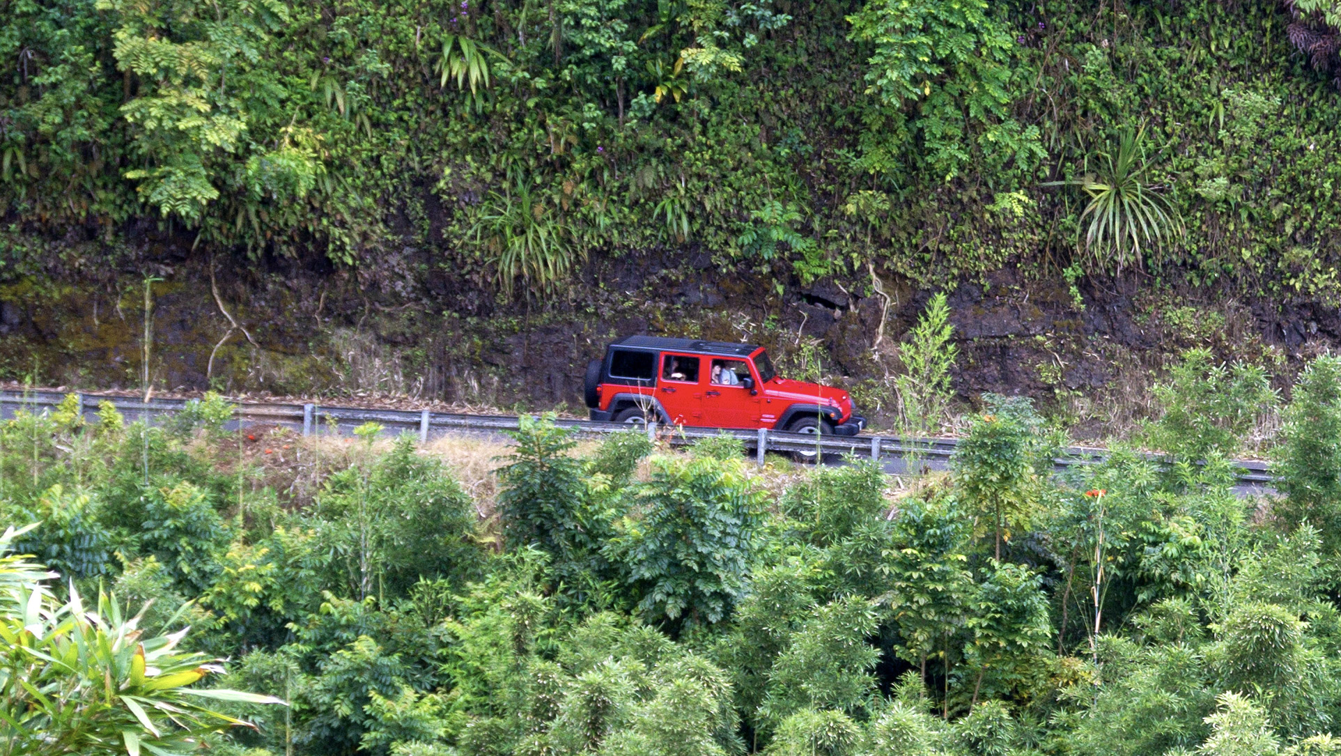 You are currently viewing Hawaii’s Favorite Car Rental Now Comes With A Fire Warning – Beat of Hawaii
