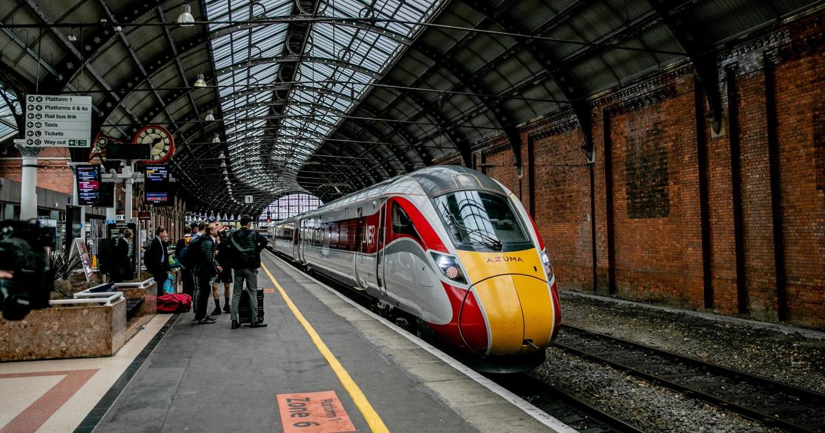 You are currently viewing LNER issues travel advice to North East passengers ahead of expected heatwave – The Northern Echo