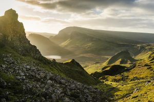 Read more about the article How to plan an easy first trip to Scotland with cities, Highland scenery, and no rental car – Yahoo Creators